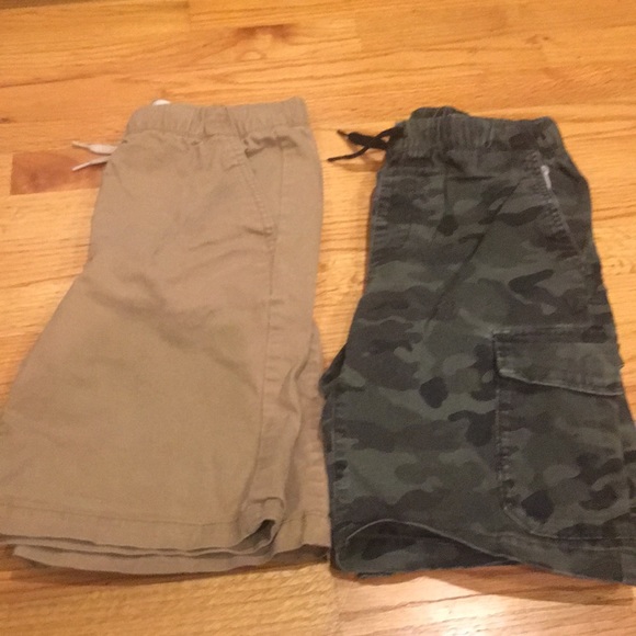 Old Navy Other - COPY - Bundle boys cargo shorts euc size 14/16 ol…